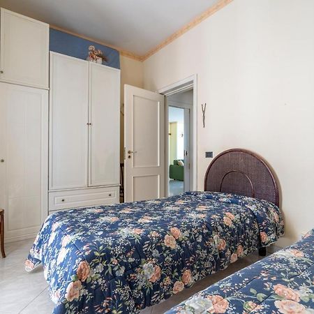 טרני Grazia Attic Apartment With Terrace מראה חיצוני תמונה