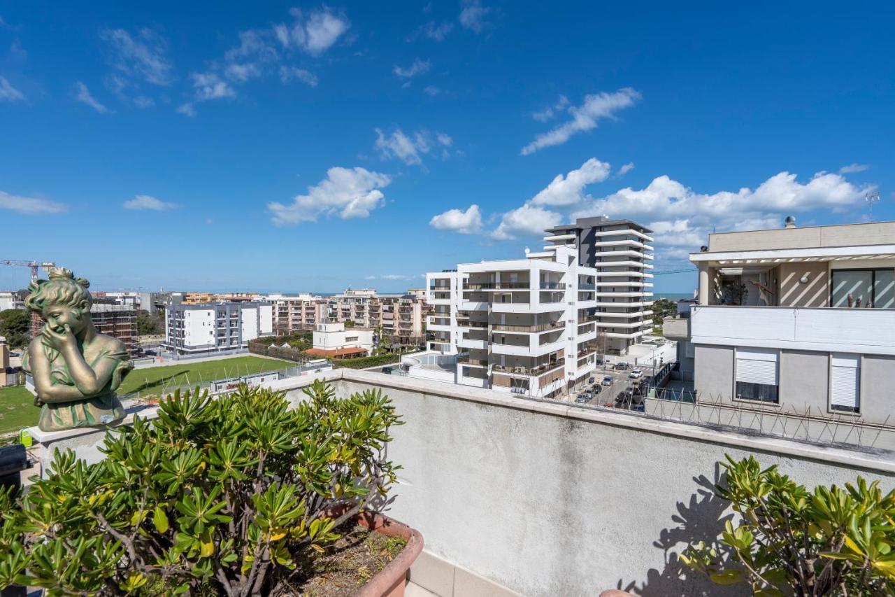 טרני Grazia Attic Apartment With Terrace מראה חיצוני תמונה