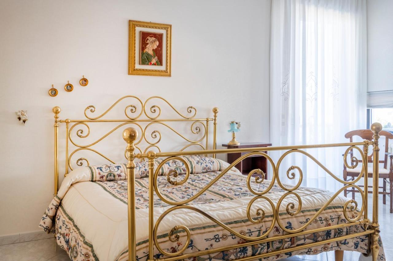 טרני Grazia Attic Apartment With Terrace מראה חיצוני תמונה