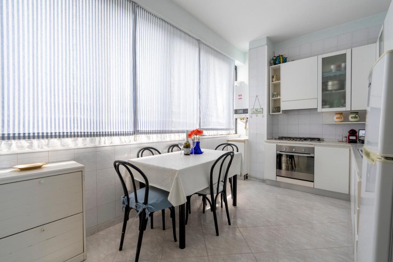 טרני Grazia Attic Apartment With Terrace מראה חיצוני תמונה