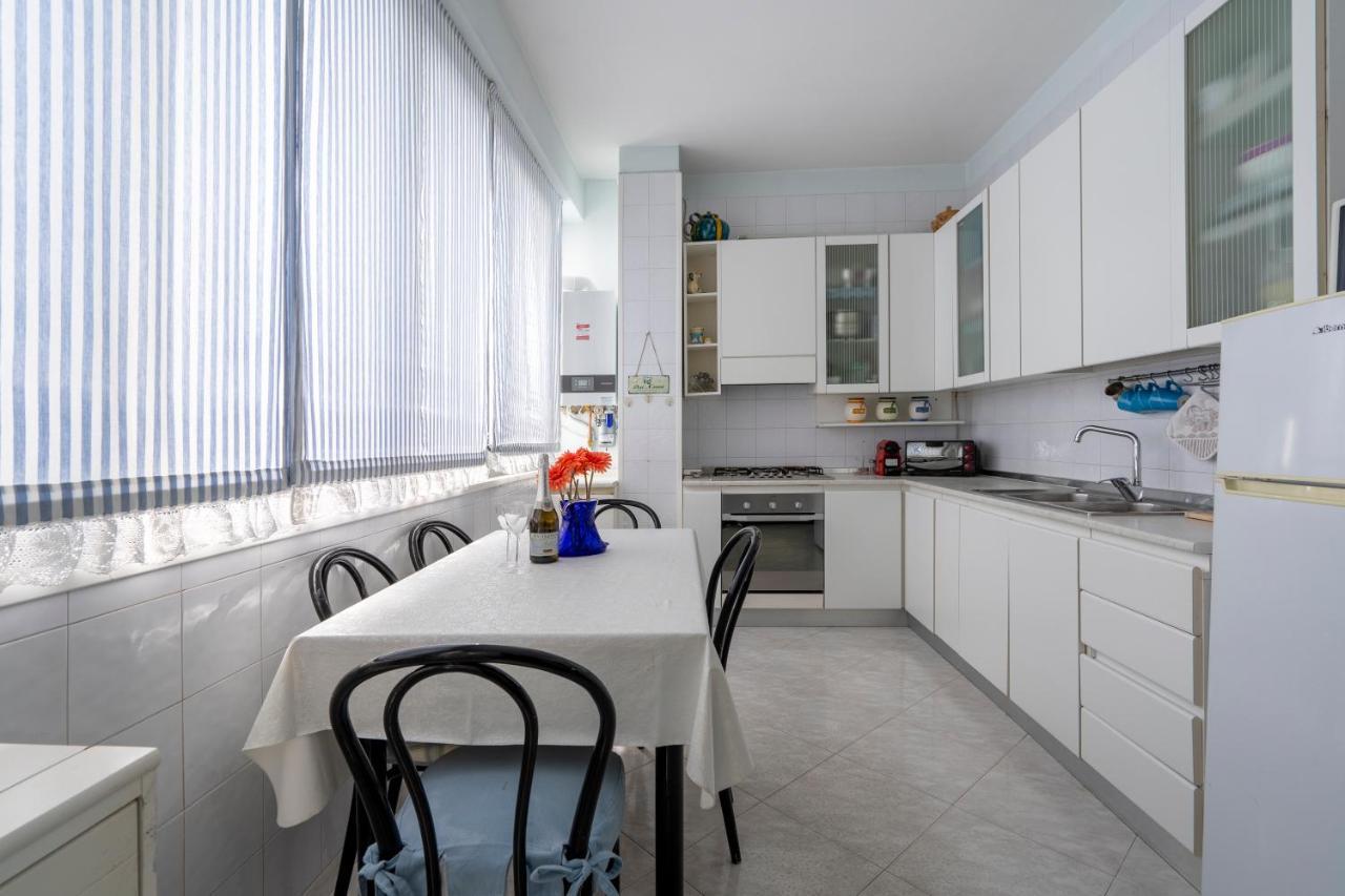 טרני Grazia Attic Apartment With Terrace מראה חיצוני תמונה