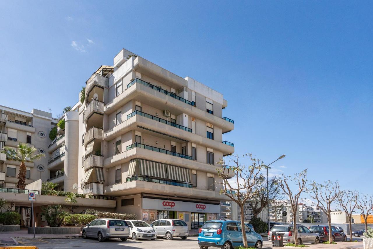טרני Grazia Attic Apartment With Terrace מראה חיצוני תמונה