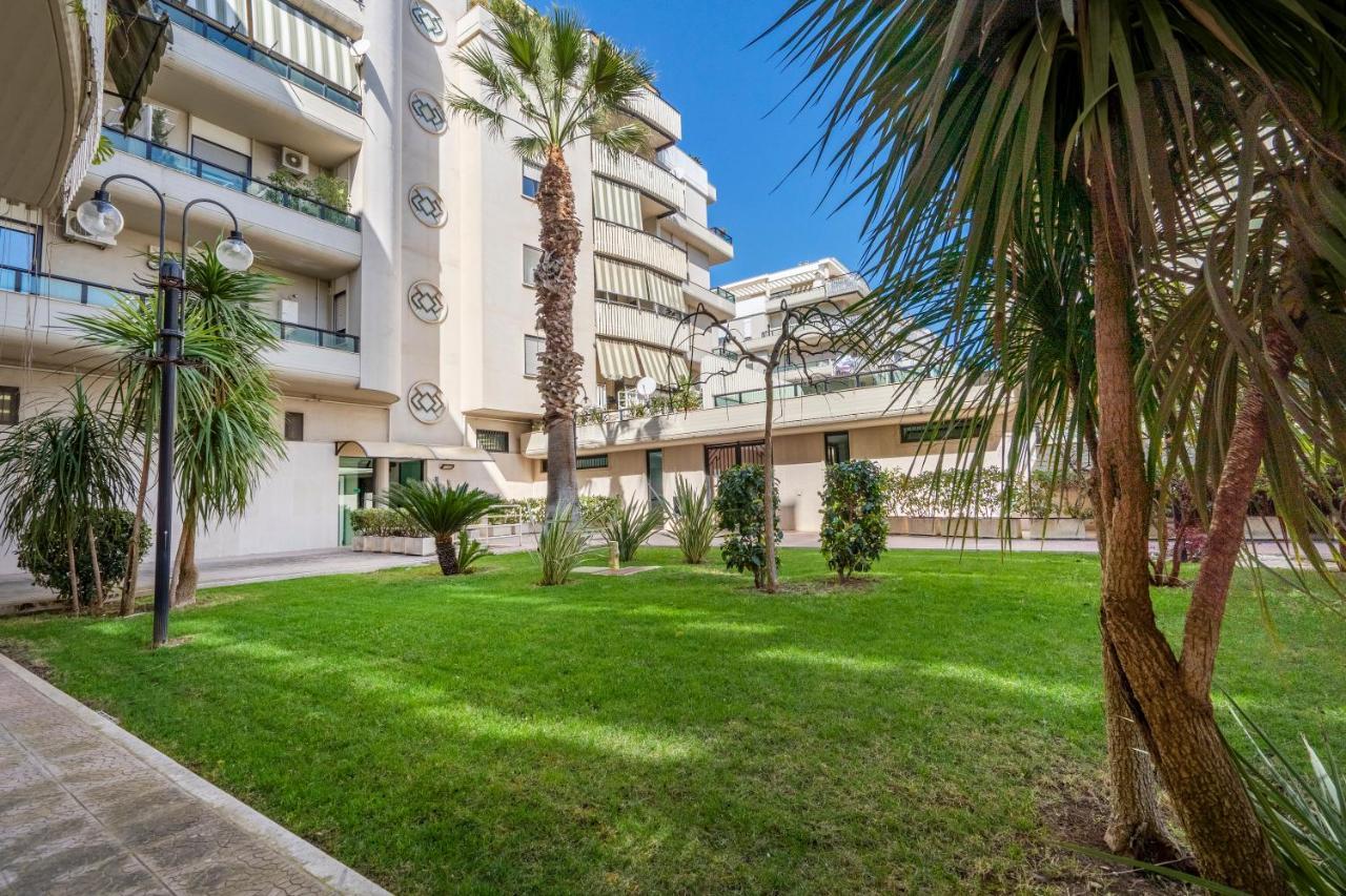 טרני Grazia Attic Apartment With Terrace מראה חיצוני תמונה